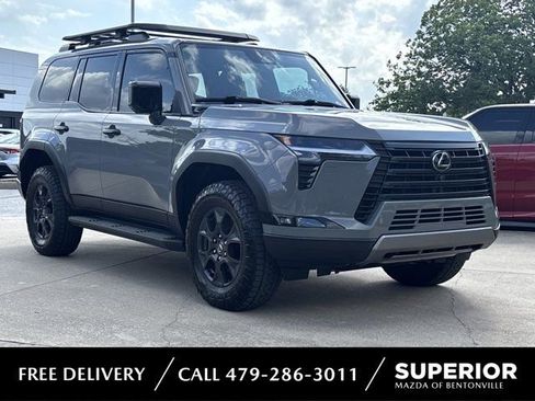 Used 2024 Lexus GX 550 AWD/4WD image 1