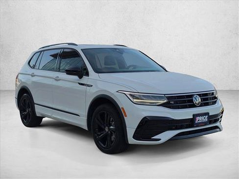 Used 2023 Volkswagen Tiguan SE R-Line FWD image 3