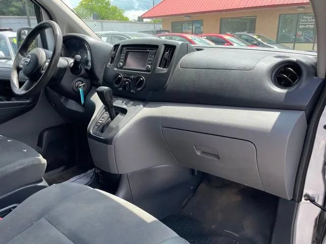 Used 2017 Nissan NV200 SV w/ Technology Package FWD image 16