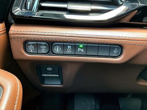 Certified 2023 Acura MDX SH-AWD w/ Advance Package image 34