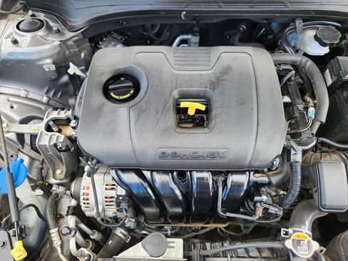 Certified 2023 Kia Forte LXS w/ LXS Technology Package FWD image 19