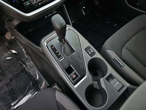 Certified 2025 Subaru Crosstrek 2.0i Premium image 25