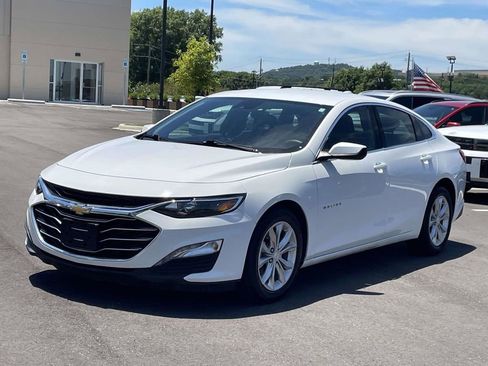Used 2025 Chevrolet Malibu LT FWD image 7