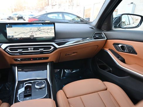 Used 2024 BMW 330i xDrive Sedan w/ Premium Package image 16