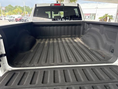 Used 2024 RAM 1500 Laramie AWD/4WD image 30