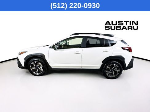 Used 2025 Subaru Crosstrek 2.0i Premium image 5
