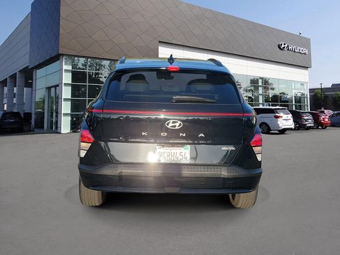 Certified 2024 Hyundai Kona SEL FWD image 4