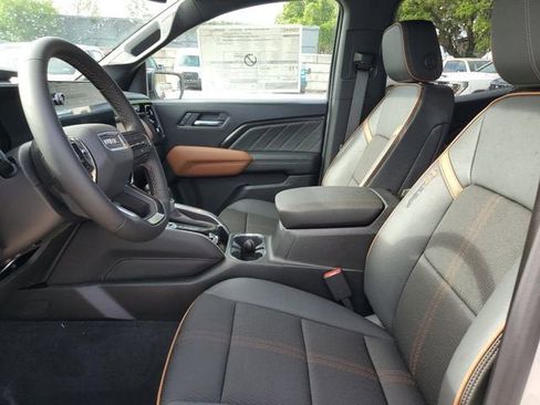 New 2026 GMC Canyon AT4 image 19