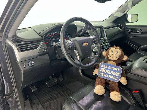 Used 2018 Chevrolet Tahoe LT w/ Luxury Package RWD image 9