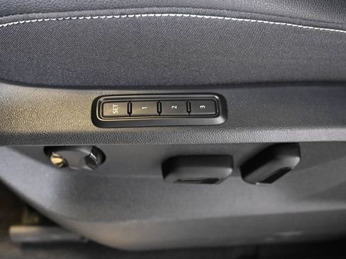 Used 2026 Volkswagen Atlas SEL AWD/4WD image 28