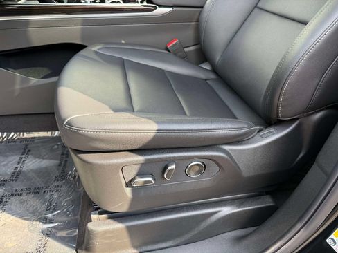 Used 2026 Cadillac Escalade 4WD w/ LPO, Floor Liner Package image 3
