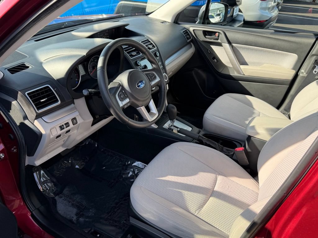 Used 2017 Subaru Forester 2.5i w/ Alloy Wheel Package AWD/4WD image 11