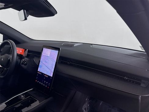 Used 2025 Polestar Polestar 3 Long Range Dual Motor image 27