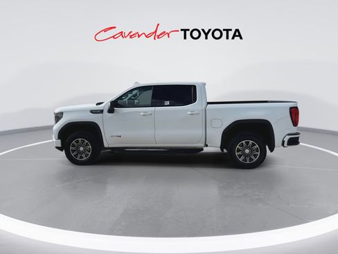 Used 2024 GMC Sierra 1500 AT4 w/ Technology Package image 5