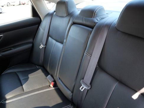 Used 2018 Nissan Altima 2.5 SV w/ 2.5 SV Technology Package FWD image 25