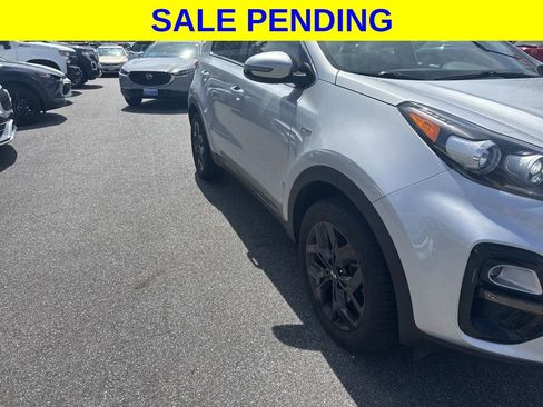 Used 2020 Kia Sportage S w/ S Sunroof Package AWD/4WD image 4