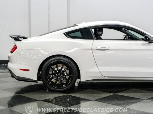 Used 2019 Ford Mustang Shelby GT350 w/ Technology Package RWD image 29