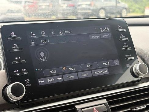 Used 2020 Honda Accord Touring image 31
