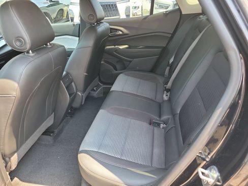 Used 2024 Chevrolet Trax LT w/ Driver Confidence Package FWD image 26