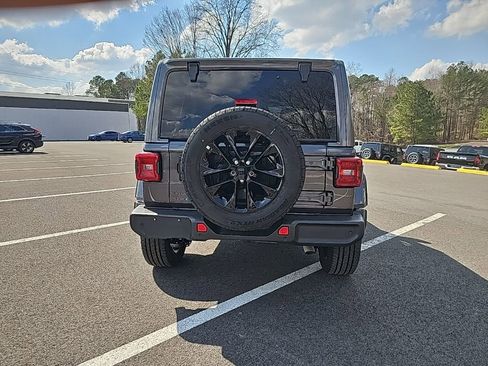 Used 2025 Jeep Wrangler Unlimited Sahara w/ Safety Group image 6