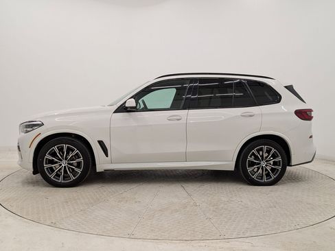 Used 2021 BMW X5 xDrive40i w/ M Sport Package image 2