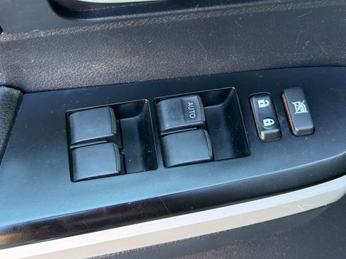 Used 2020 Toyota Tundra SR5 w/ SR5 Upgrade Package AWD/4WD image 15