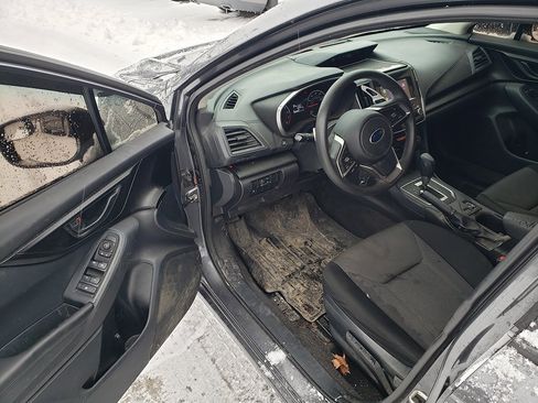 Used 2019 Subaru Impreza 2.0i Premium image 6