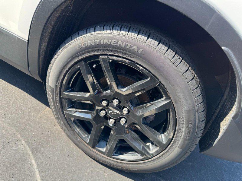 Used 2020 Chevrolet Blazer LT w/ LPO, Black Grille Bar Package FWD image 5