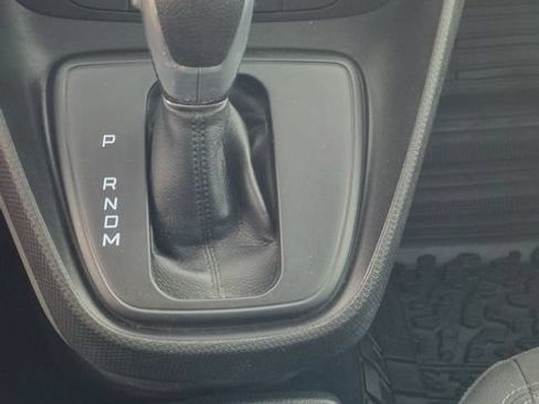 Used 2019 Ford Transit Connect XLT FWD image 22