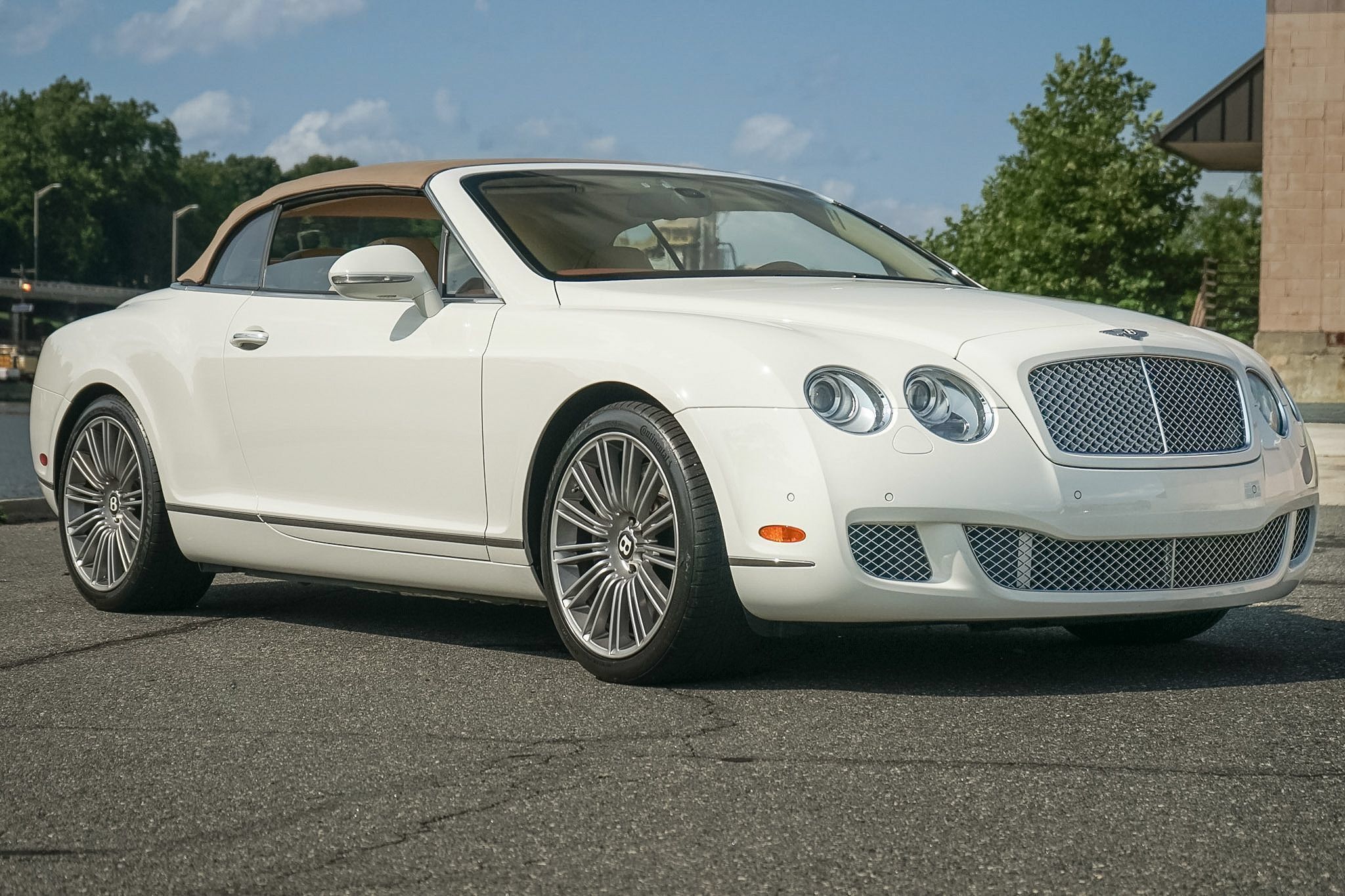 Used 2010 Bentley Continental GT Speed AWD/4WD image 2