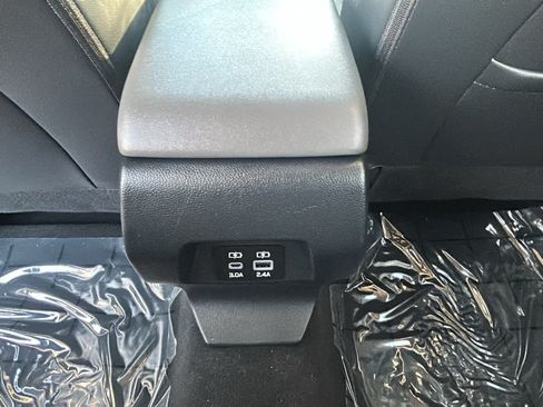 Certified 2024 Subaru Crosstrek 2.0i Premium AWD/4WD image 26