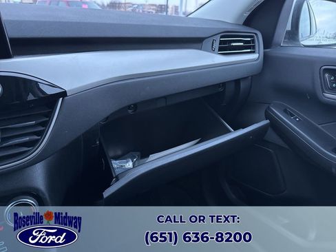 Used 2022 Ford Escape SEL image 18