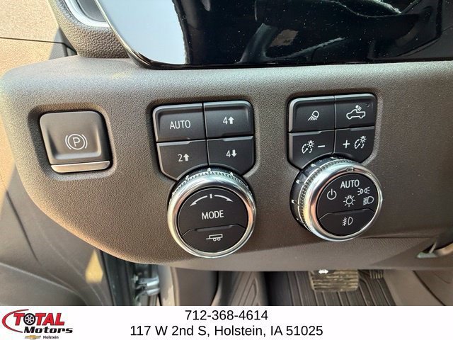 Used 2024 GMC Sierra 2500 SLT AWD/4WD image 18
