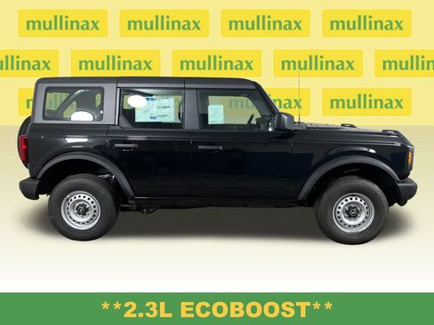 New 2025 Ford Bronco 4-Door AWD/4WD image 2