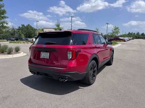 Certified 2022 Ford Explorer ST w/ Equipment Group 401A AWD/4WD image 5