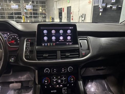 Used 2021 Chevrolet Tahoe Z71 w/ Z71 Off-Road Package image 21