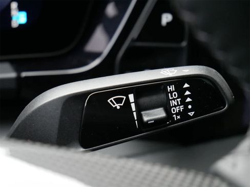 New 2025 Porsche Macan Turbo Electric image 20