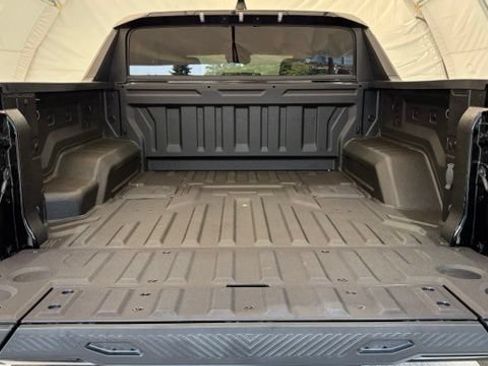 Used 2025 GMC Hummer EV 2X AWD/4WD image 4