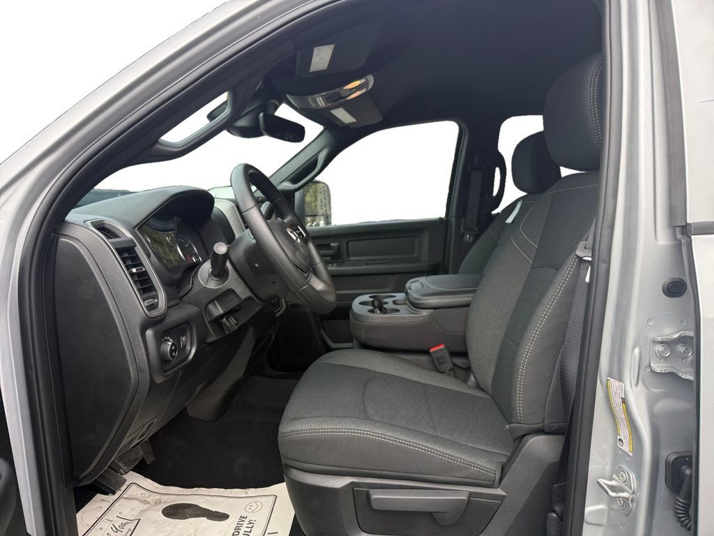 New 2026 RAM 2500 Tradesman AWD/4WD image 9