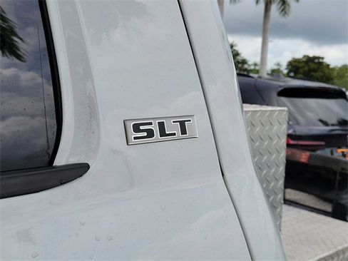 Used 2023 RAM 4500 SLT w/ Quick Order Package 2YG SLT image 7