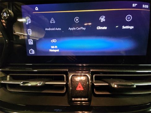 Certified 2025 Chevrolet TrailBlazer RS w/ Convenience Package image 17