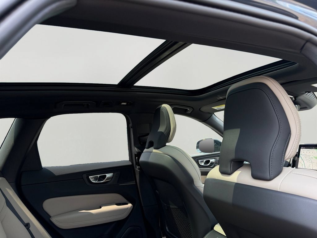 Certified 2026 Volvo XC60 B5 Plus w/ Climate Package AWD/4WD image 9