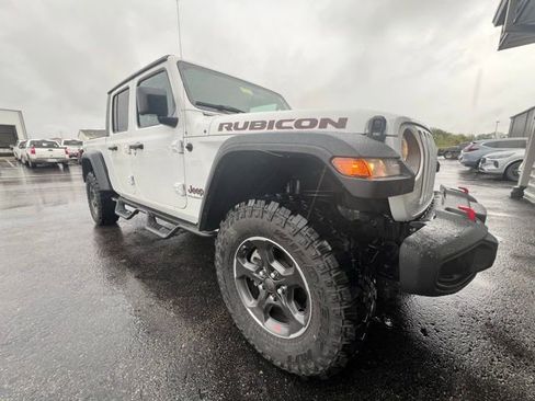 Used 2023 Jeep Gladiator Rubicon w/ Cold Weather Group image 4