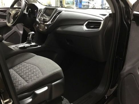 Used 2024 Chevrolet Equinox LT FWD image 48