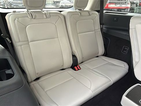 New 2025 Lincoln Aviator Reserve w/ Equipment Group 201A image 13