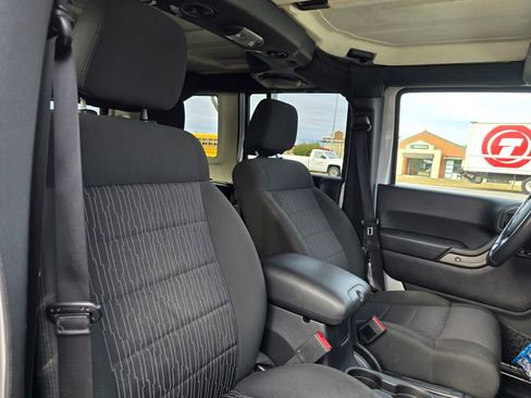 Used 2011 Jeep Wrangler Unlimited Sport AWD/4WD image 8