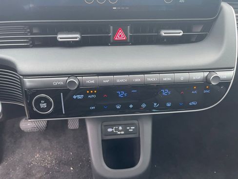 New 2025 Hyundai Ioniq 5 SEL image 23