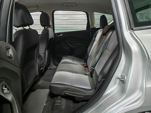 Used 2017 Ford C-MAX SE image 15