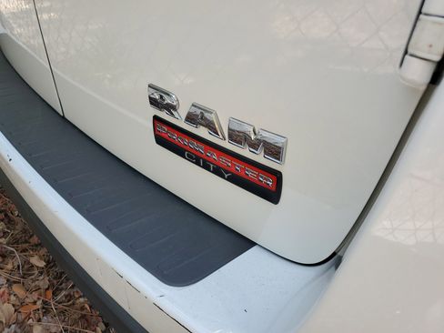 Used 2022 RAM ProMaster City Tradesman image 6