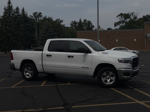 Used 2025 RAM 1500 Tradesman AWD/4WD image 4